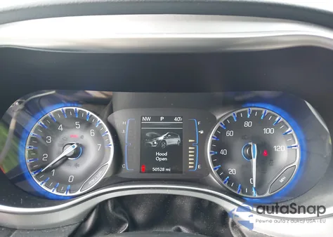 2018 Chrysler Pacifica Touring L из США, поврежденный, VIN 2C4RC1BG6JR258738